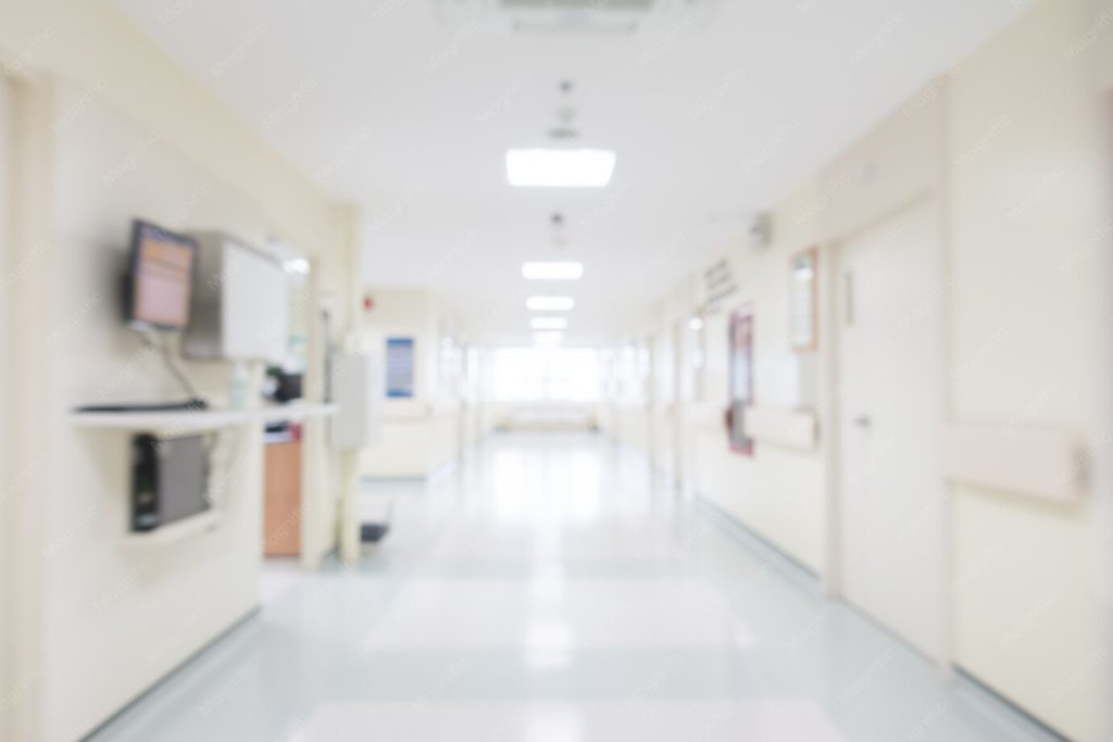 Corredor de hospital, recursos do SUS